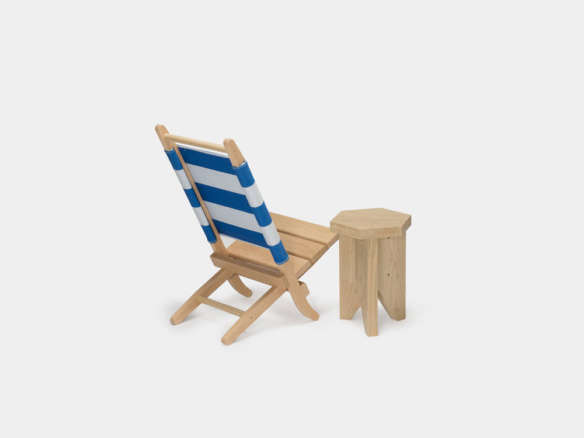 aoo pepita deck chair in situ  