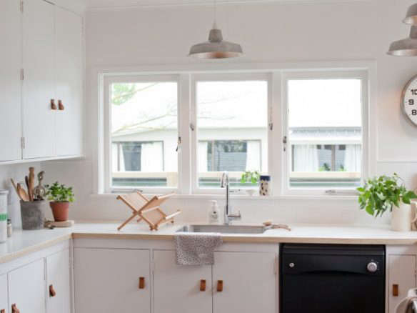 Kitchen of the Week A DIY Kitchen Overhaul for Under 500 portrait 19